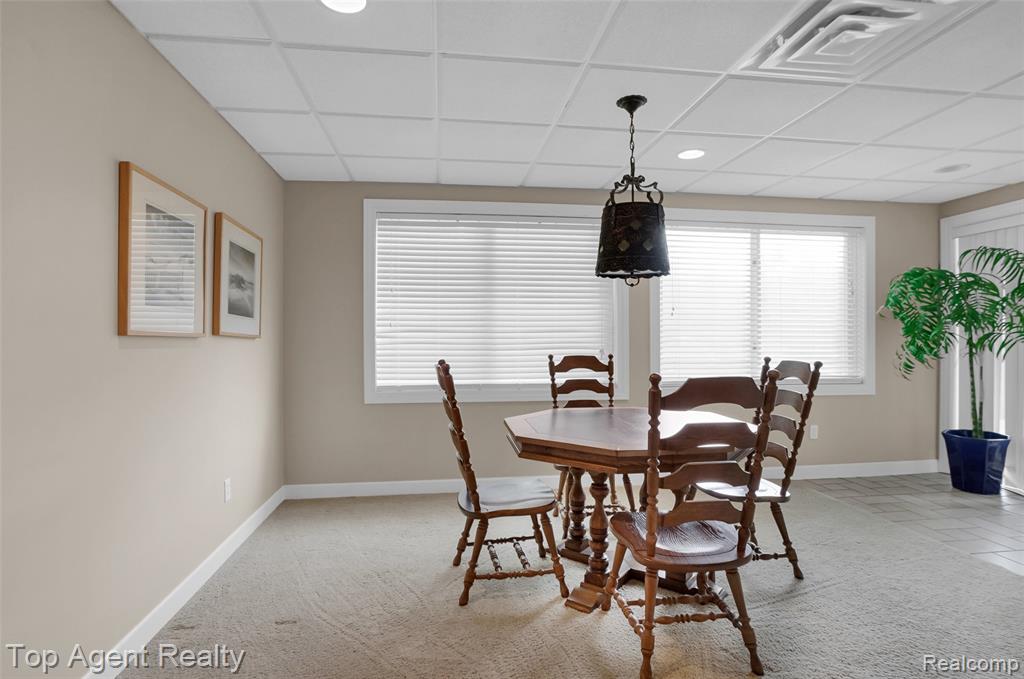 6369 Peach Tree Court, Rochester Hills, MI 48306 — Photo 42