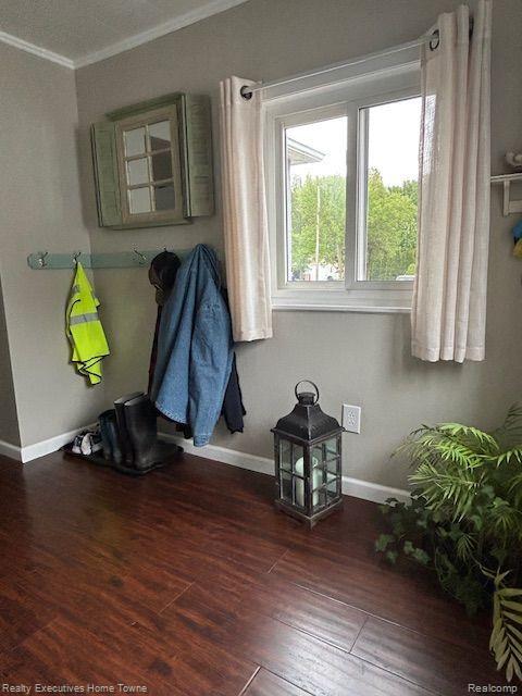802 COLORADO Street, Marysville, MI 48040 — Photo 5