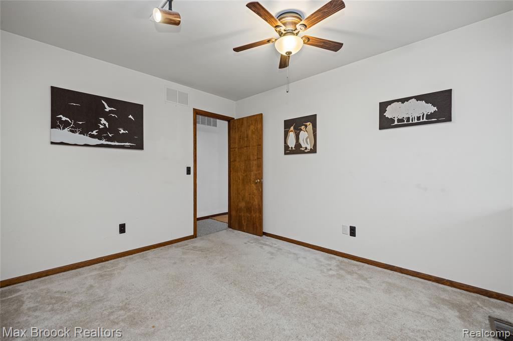 32674 Bingham Lane, Bingham Farms, MI 48025 — Photo 49