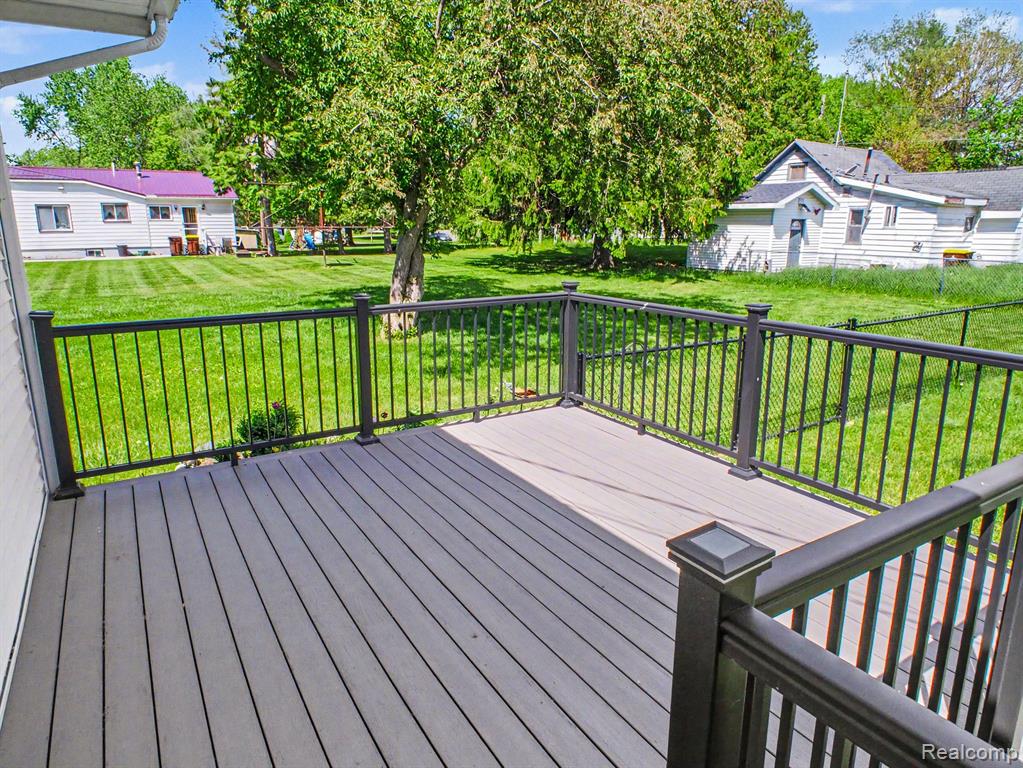425 Rockingham Avenue, Alma, MI 48801 — Photo 17