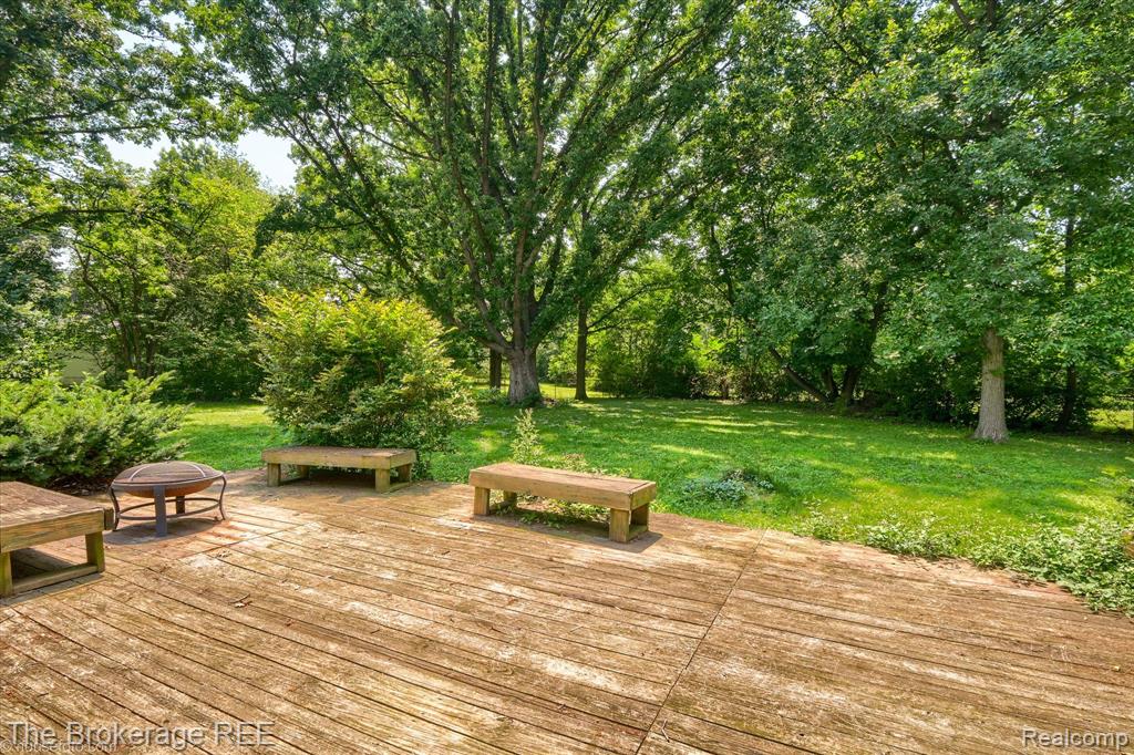 5312 Michael Court, Grand Blanc, MI 48439 — Photo 36