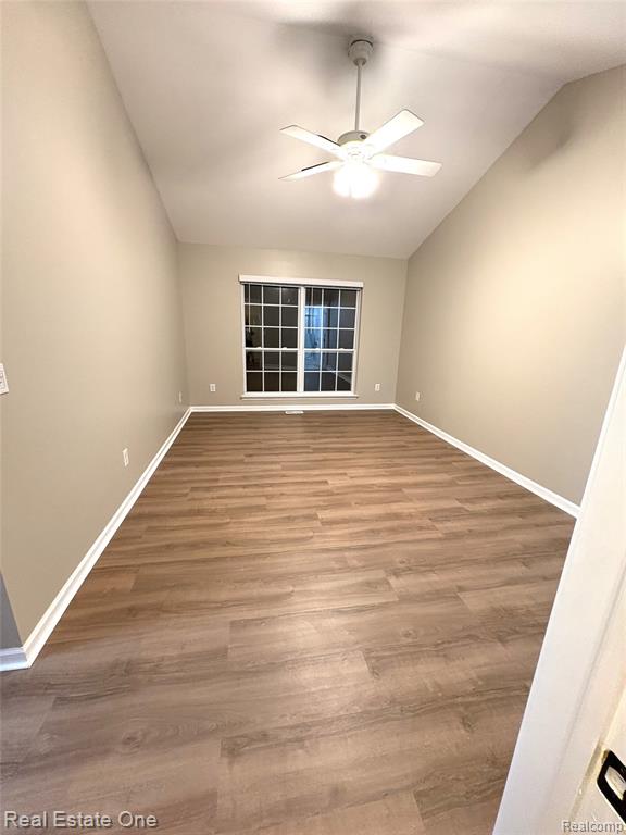 45679 Heather Ridge Drive, Macomb, MI 48044 — Photo 14