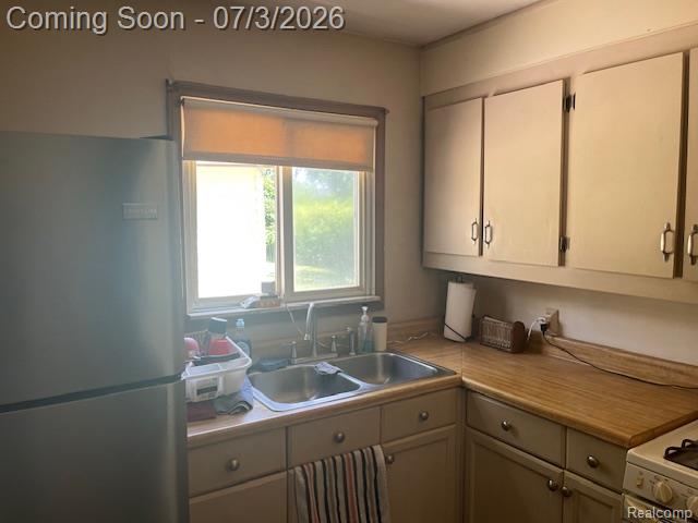451 3rd Avenue, Pontiac, MI 48340 — Photo 6