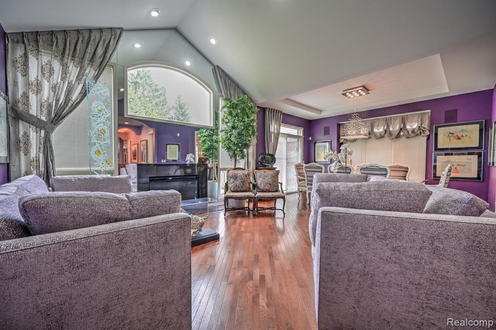 5591 Pembrooke Crossing, West Bloomfield, MI — Photo 10