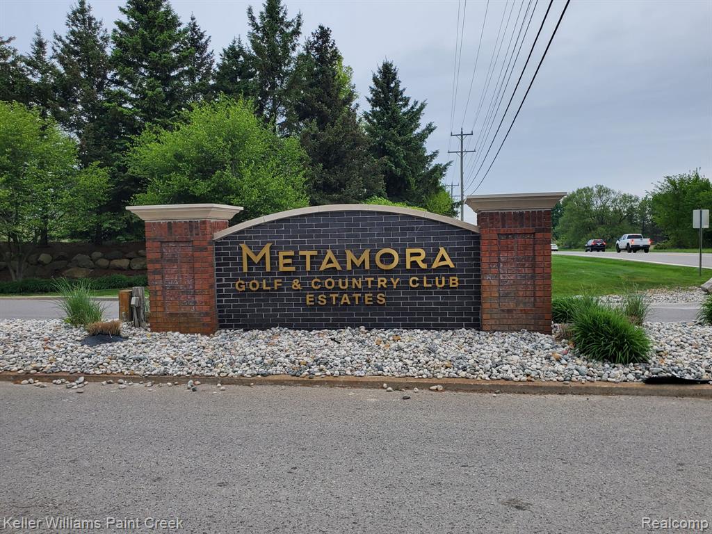 1354 Pinehurst Court, Metamora, MI 48455 — Photo 32