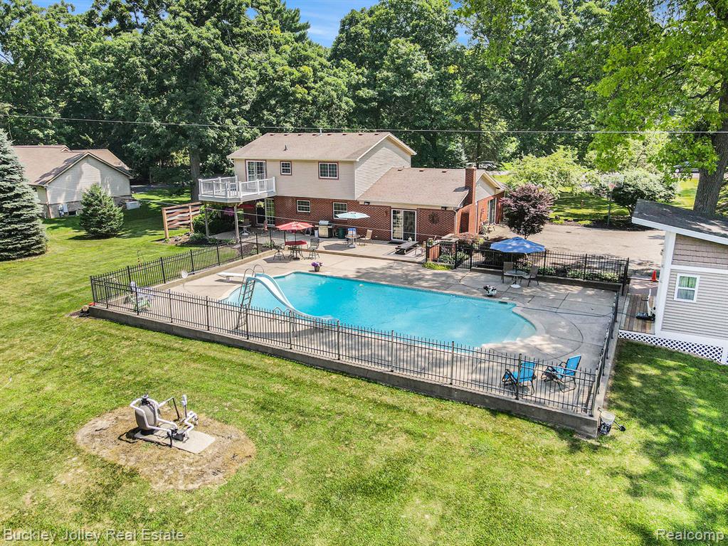 8900 Rickett Road, Brighton, MI 48116 — Photo 25