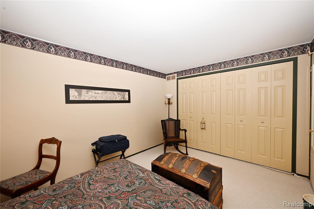 5084 Buckingham, Troy, MI 48098 — Photo 19
