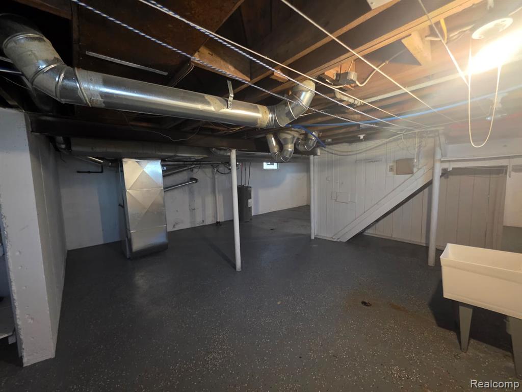 18975 Greydale Avenue, Detroit, MI 48219 — Photo 17