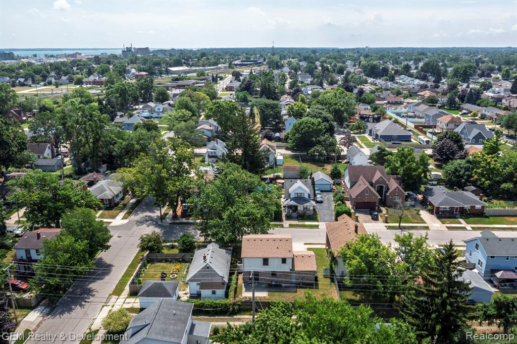 422 Clinton Street, Wyandotte, MI 48192 — Photo 37