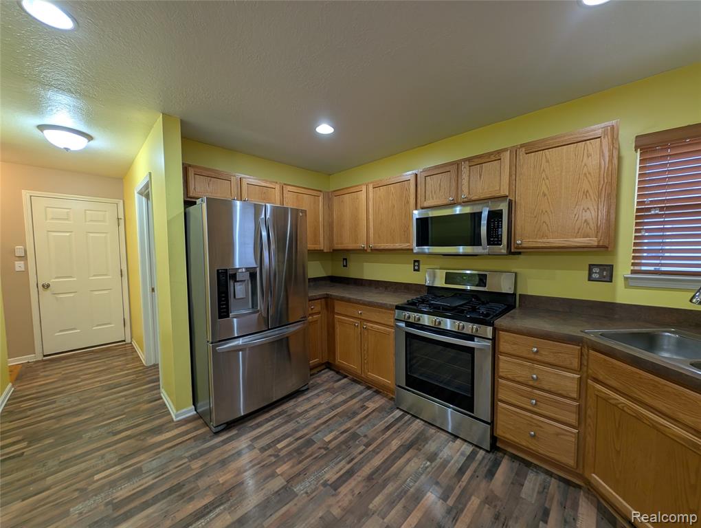 33445 Bay Hill Drive, Romulus, MI 48174 — Photo 20