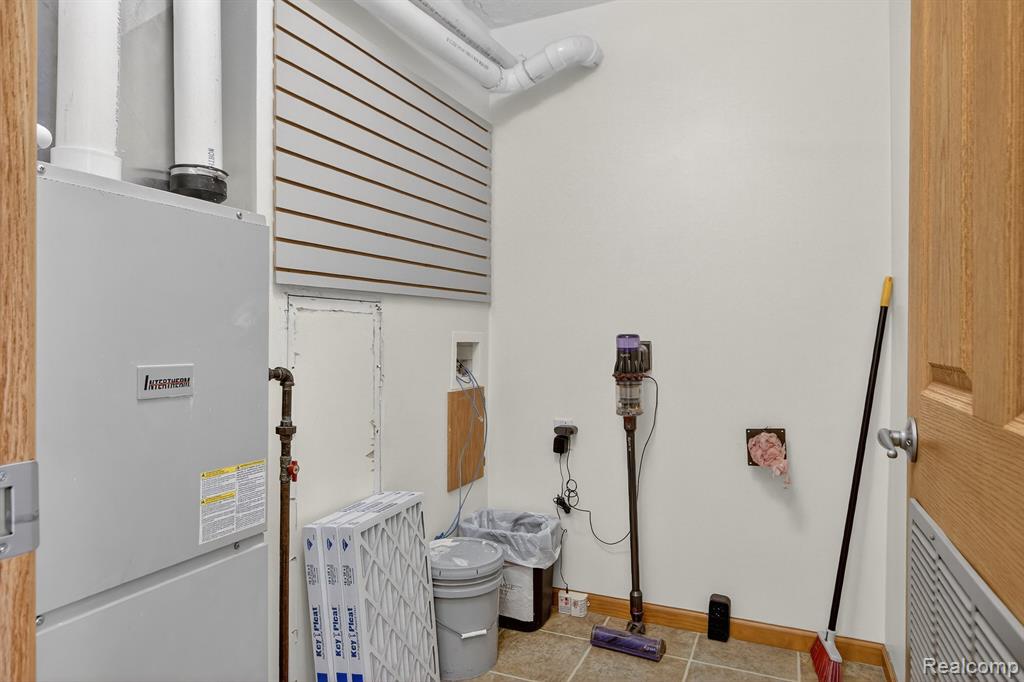 3453 Rhea Road, Ann Arbor, MI 48103 — Photo 10