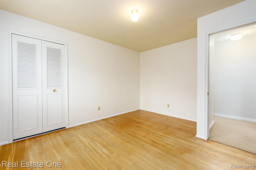 9243 Sherwood Drive, Davisburg, MI 48350 — Photo 34