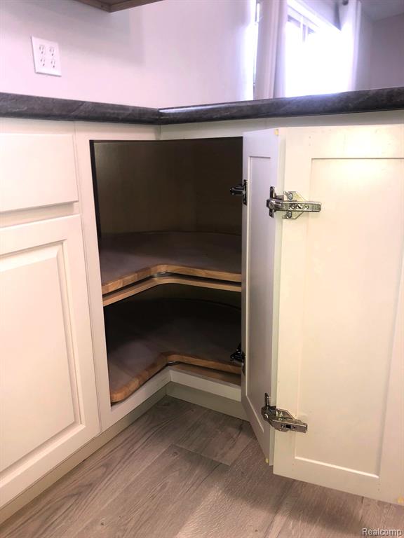 604 Juniper Court, Jonesville, MI 49250 — Photo 11