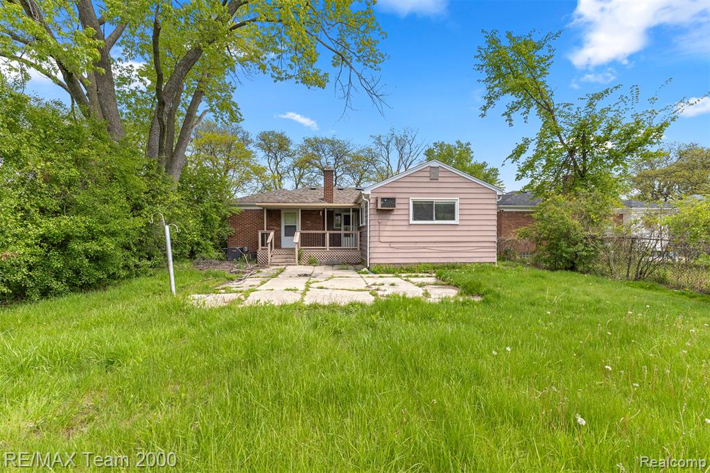 22101 Church Street, Oak Park, MI 48237 — Photo 15