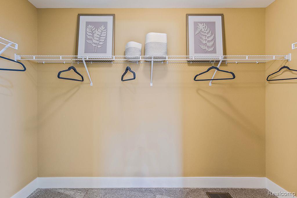 583 CANNONADE Loop, Howell, MI 48843 — Photo 14