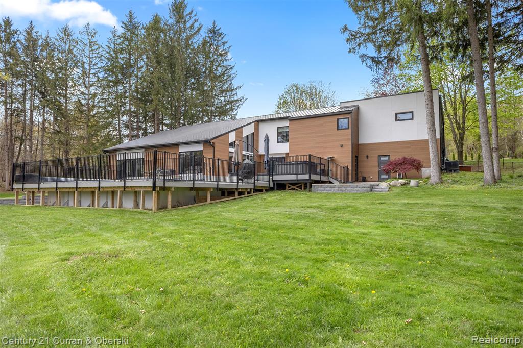 10459 Hyne Road, Brighton, MI 48114 — Photo 54