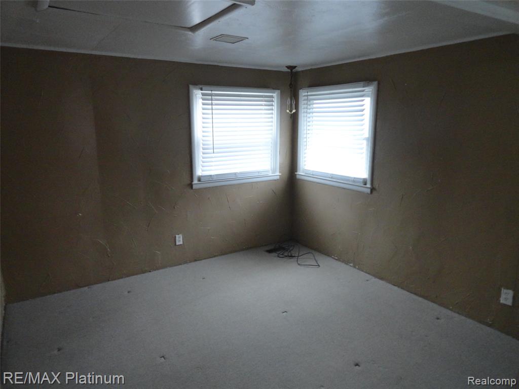 3396 E BALDWIN Road, Grand Blanc, MI 48439 — Photo 6