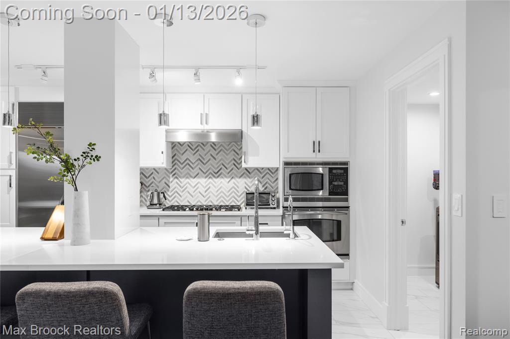 411 S Old Woodward Avenue, 611, Birmingham, MI 48009 — Photo 12