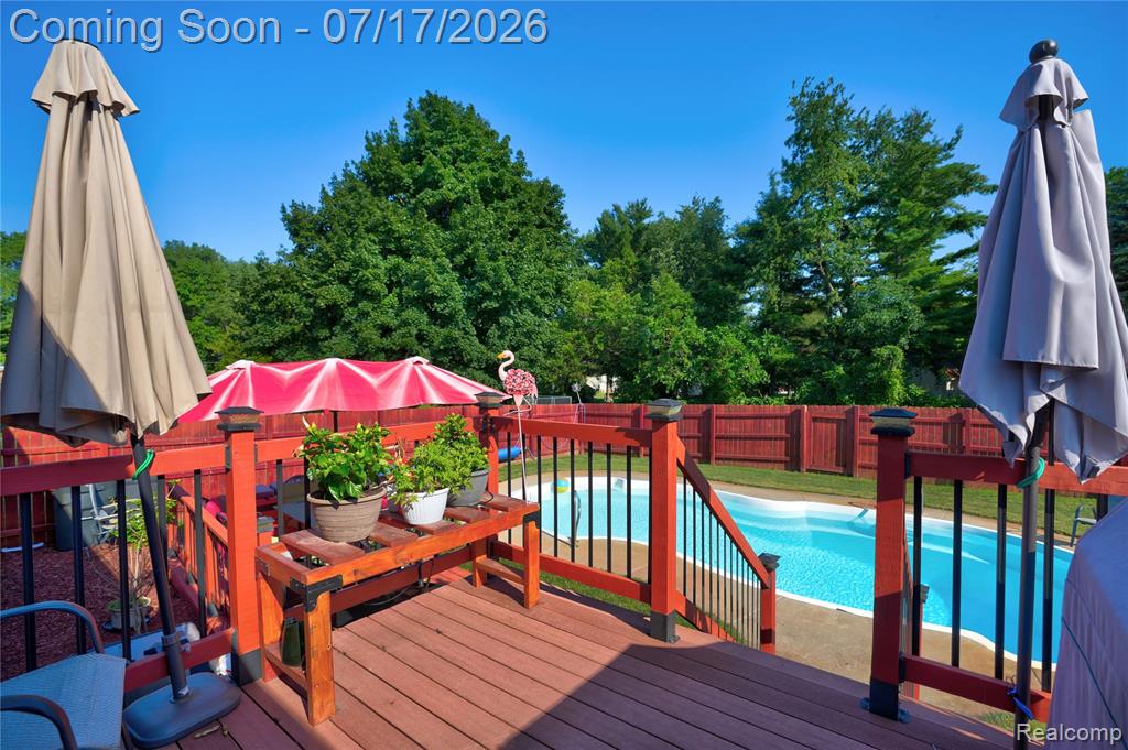 5035 Island View Drive, Linden, MI 48451 — Photo 4