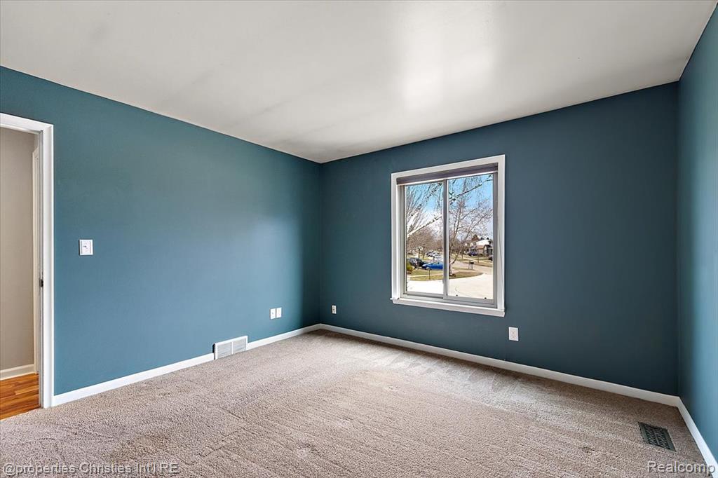 42610 Beechwood Drive, Canton, MI 48188 — Photo 28