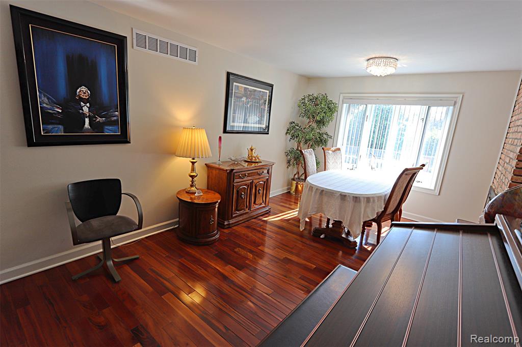 6198 Raintree Drive, Canton, MI 48187 — Photo 18