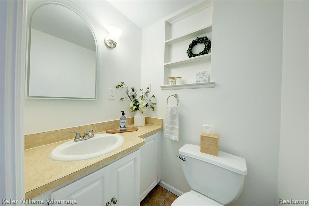 7865 KAISER Street, Canton, MI 48187 — Photo 21