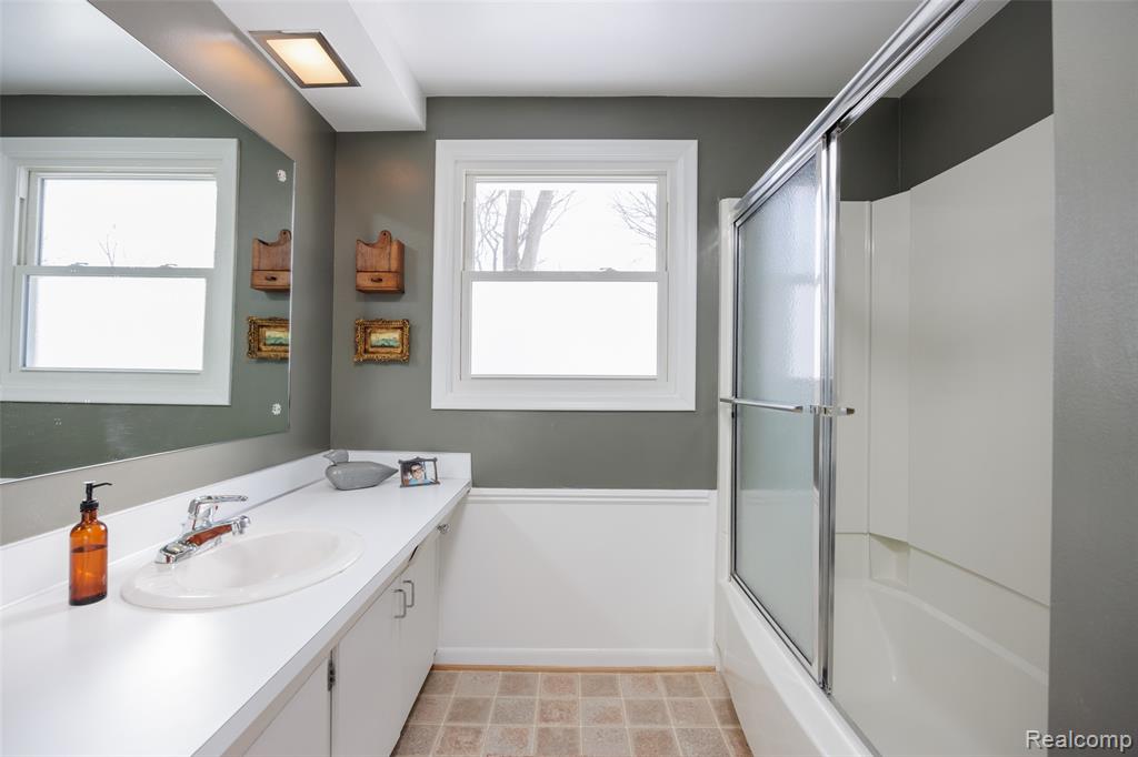 534 Westover Pass, Grand Blanc, MI 48439 — Photo 20