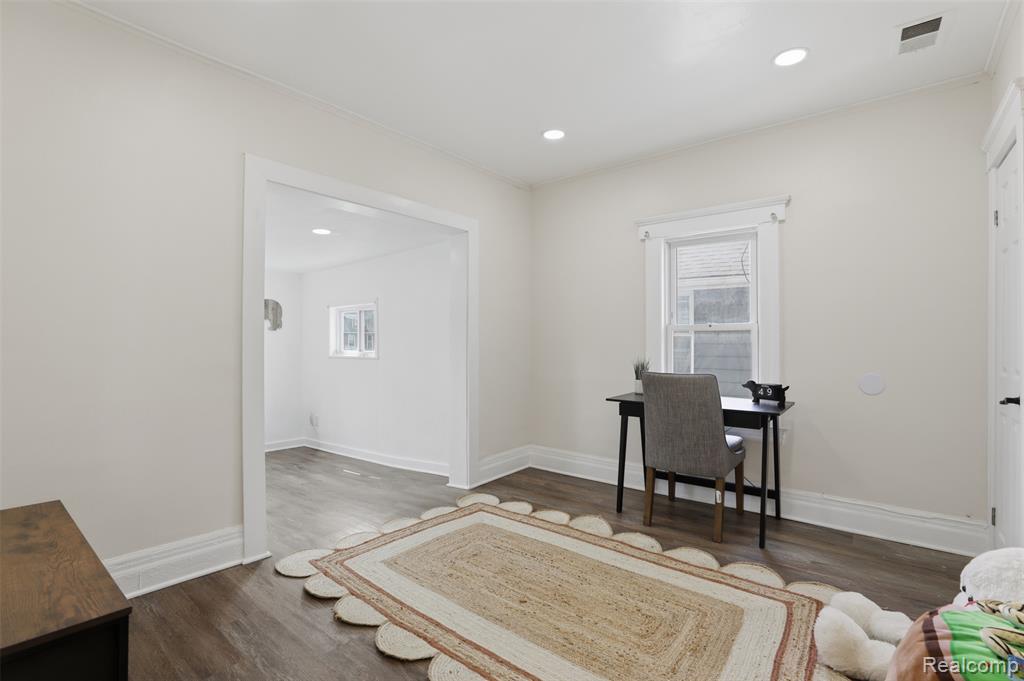 839 Webb Street, Detroit, MI 48202 — Photo 23