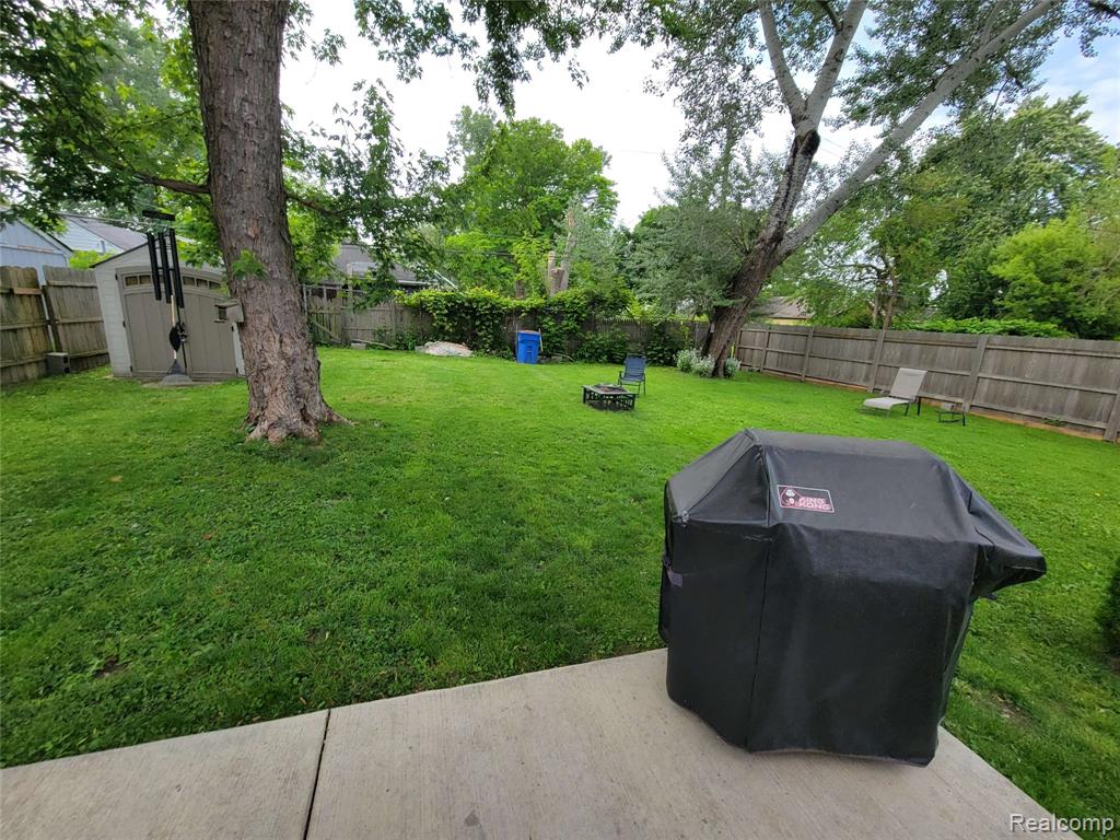 8100 Toepfer Road, Warren, MI 48089 — Photo 14