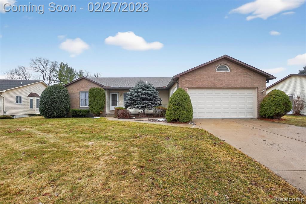 7479 Country Meadow Drive, Swartz Creek, MI 48473 — front exterior
