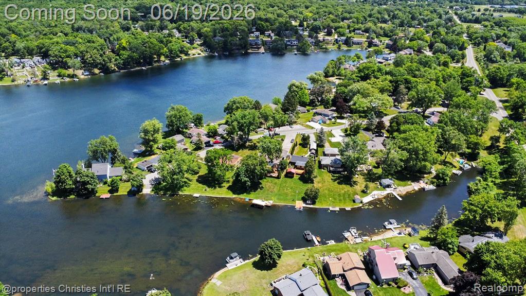 9567 Susin Lane, Clarkston, MI 48348 — Photo 29