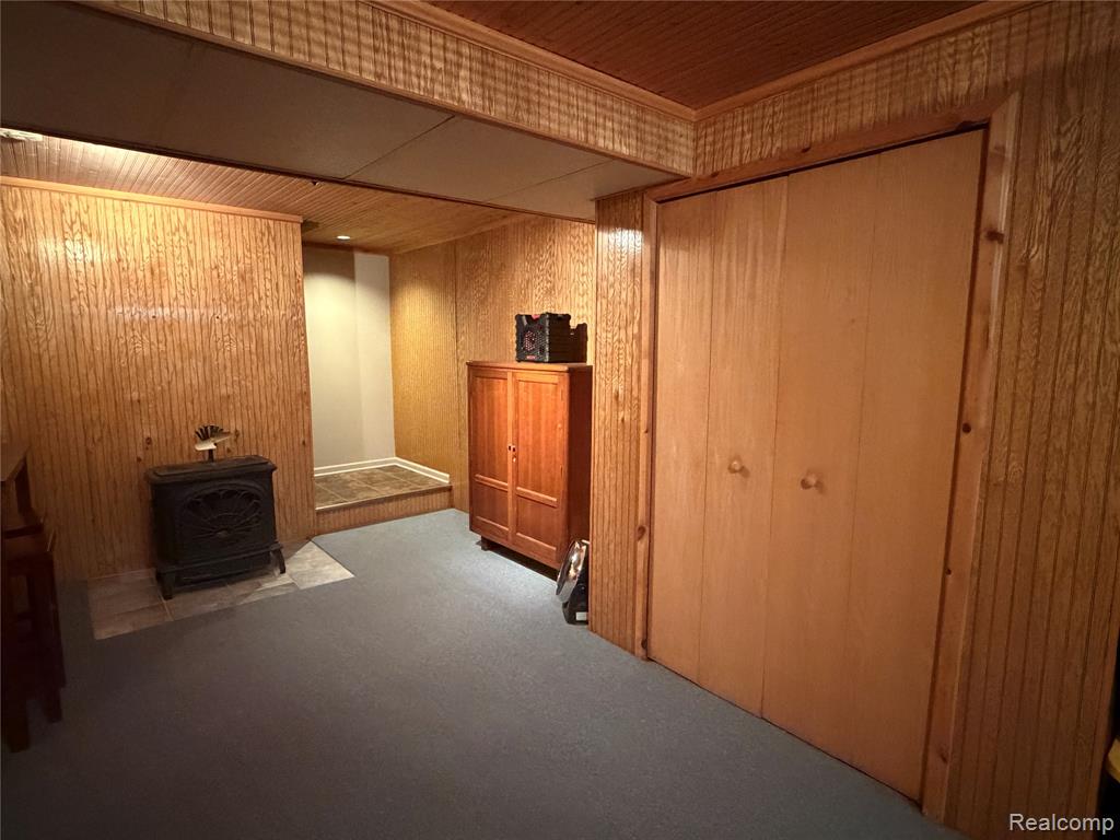 490 Cove View Drive, Waterford, MI 48327 — Photo 44
