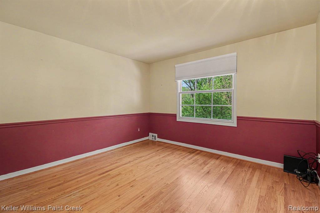 914 Croydon Road, Rochester Hills, MI 48309 — Photo 13