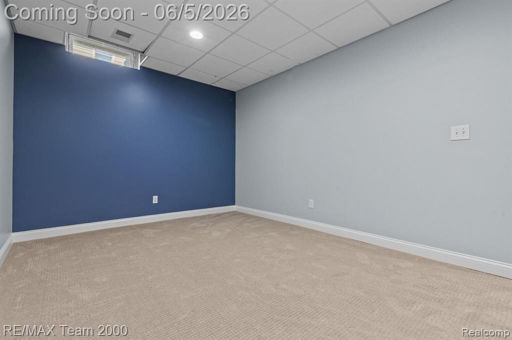 5681 WOODFIELD Parkway, Grand Blanc, MI 48439 — Photo 38