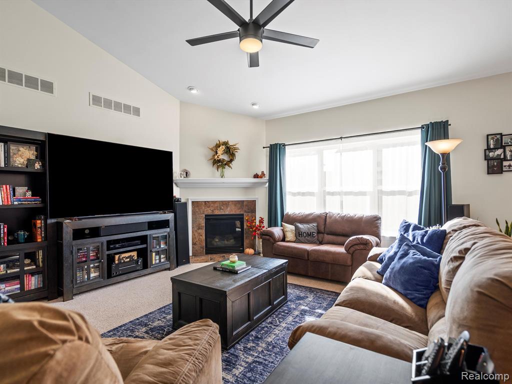 58787 VIRGINIA Circle, New Haven, MI 48048 — Photo 10