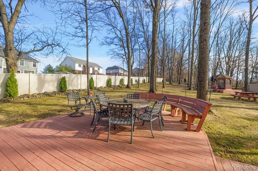 5621 SALLY Road, Clarkston, MI 48348 — Photo 50