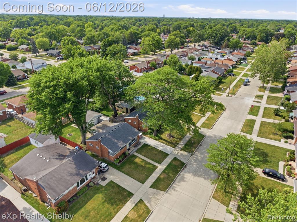 29451 Mark Avenue, Madison Heights, MI 48071 — Photo 43