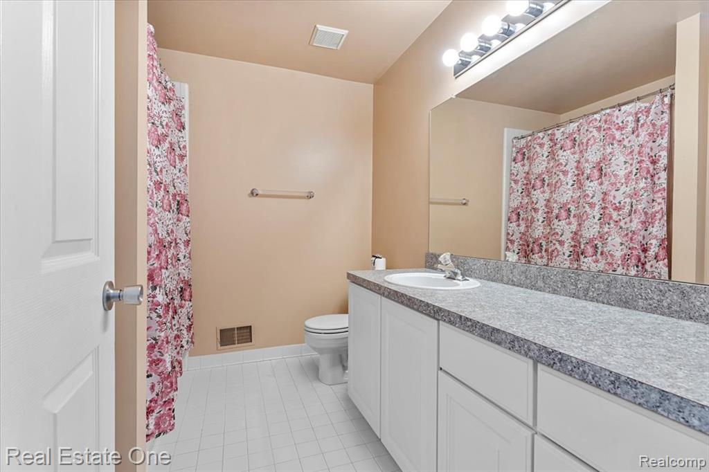 15405 Oakleigh, Southgate, MI 48195 — Photo 31