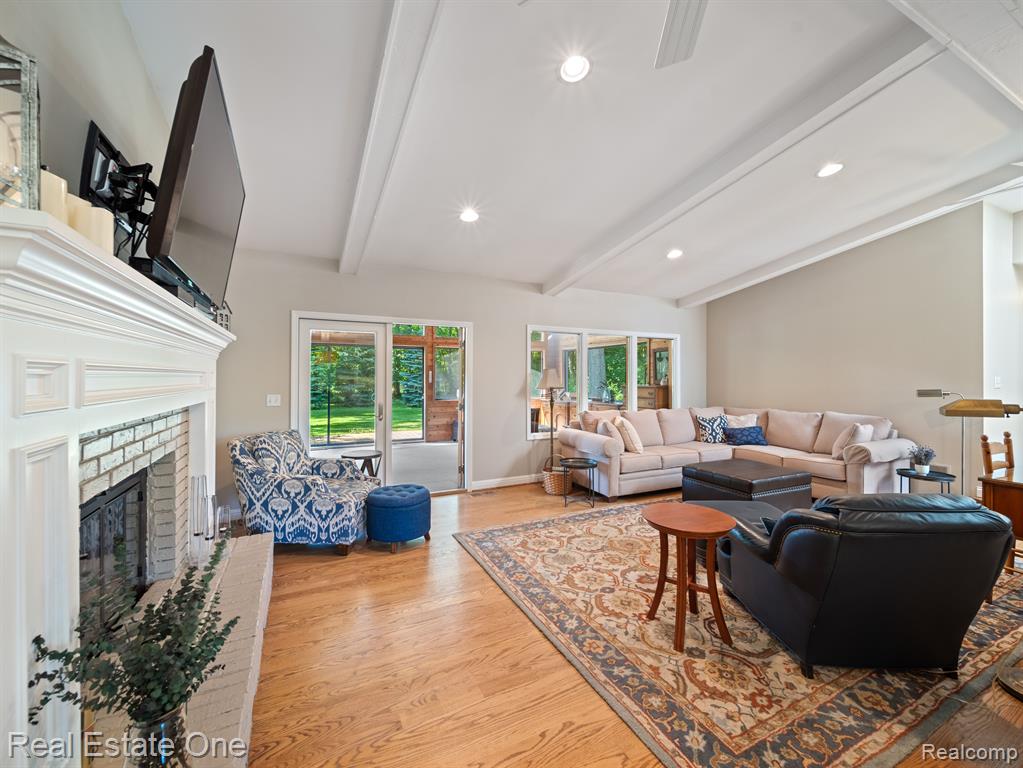 5026 GALLAGHER Boulevard, Whitmore Lake, MI 48189 — Photo 12