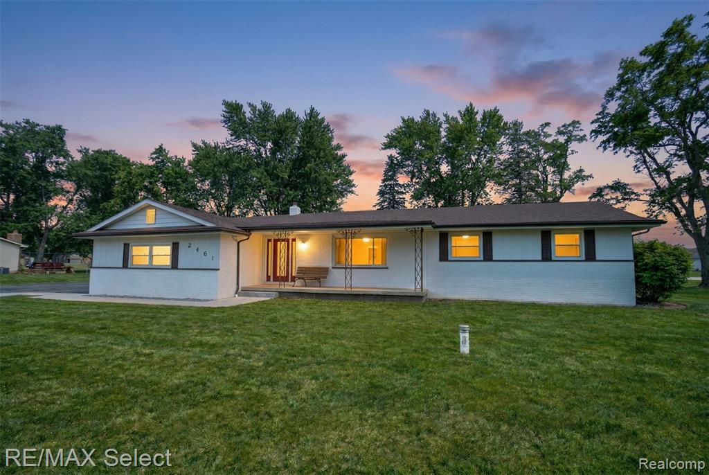 2461 N Long Lake Road, Fenton, MI 48430 — Photo 10