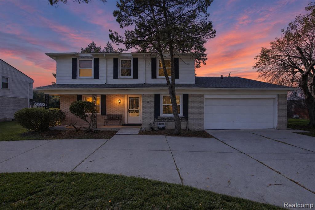22124 Chatsford Circuit Street, Southfield, MI 48034