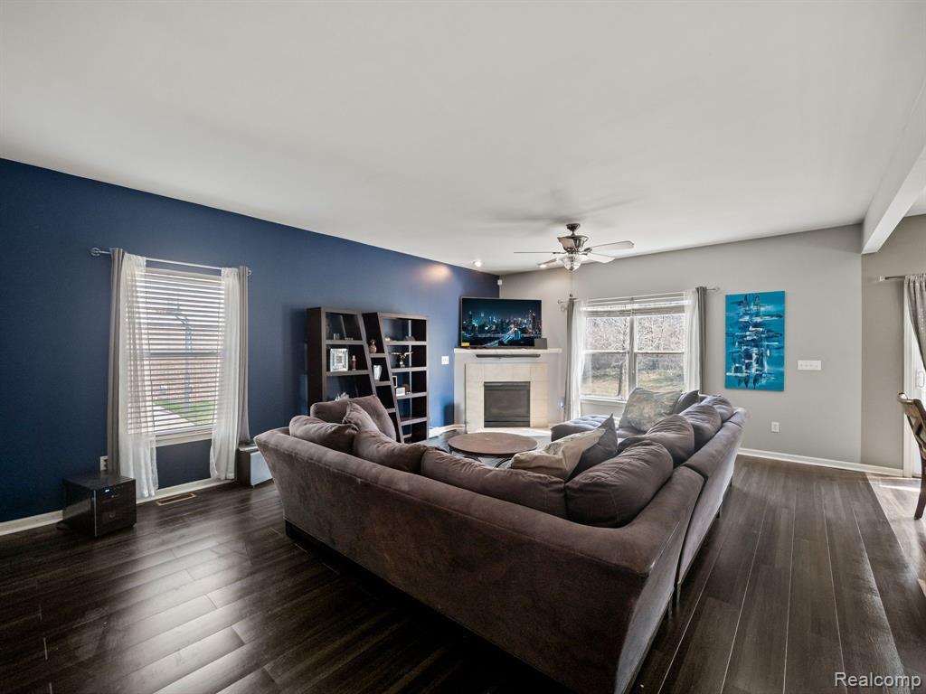 13713 Milton Drive, Belleville, MI 48111 — Photo 22