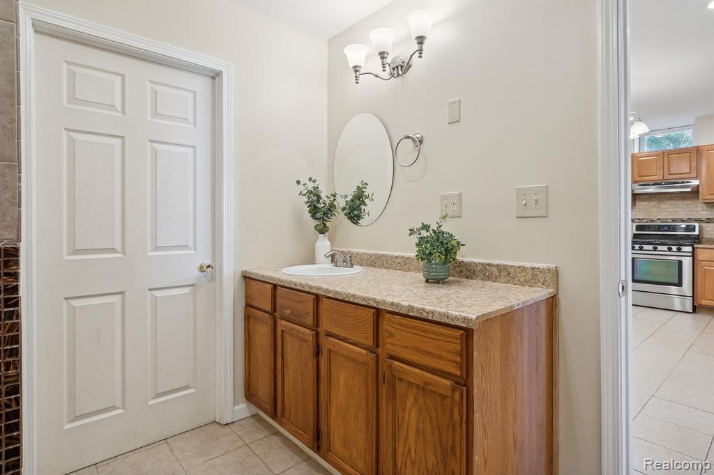 8409 JACK PINE Drive, Ypsilanti, MI 48197 — Photo 41