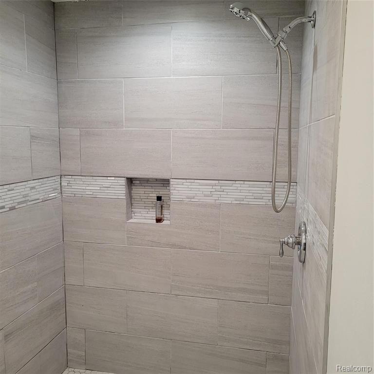 515 HAMMONTREE Drive, Morenci, MI 49256 — Photo 43