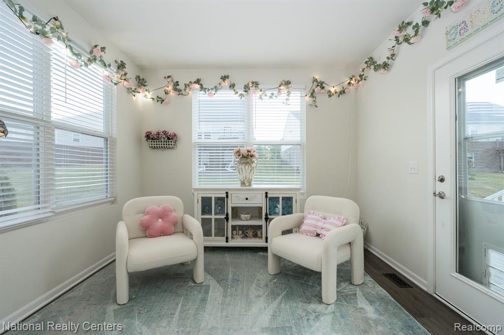 1233 Lark, Lake Orion, MI — Photo 16