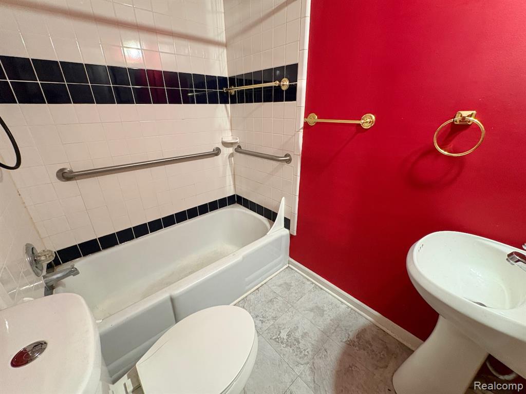 25680 Send Street, Roseville, MI 48066 — Photo 10