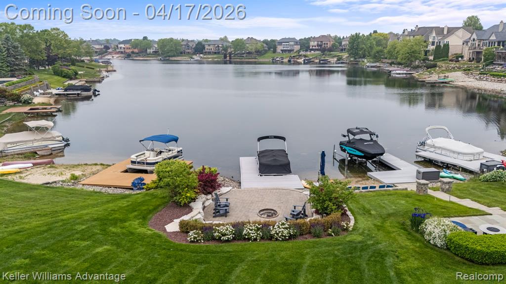 10993 Stoney Point Drive, South Lyon, MI, 48178