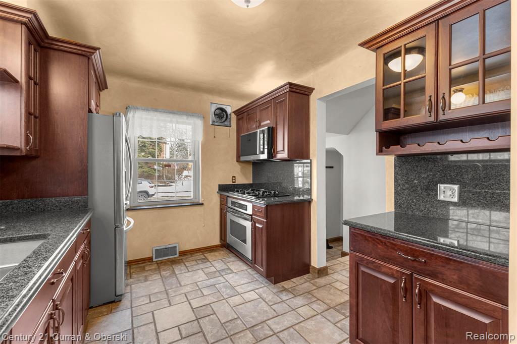 900 Meridan Street, Dearborn, MI 48124 — Photo 14