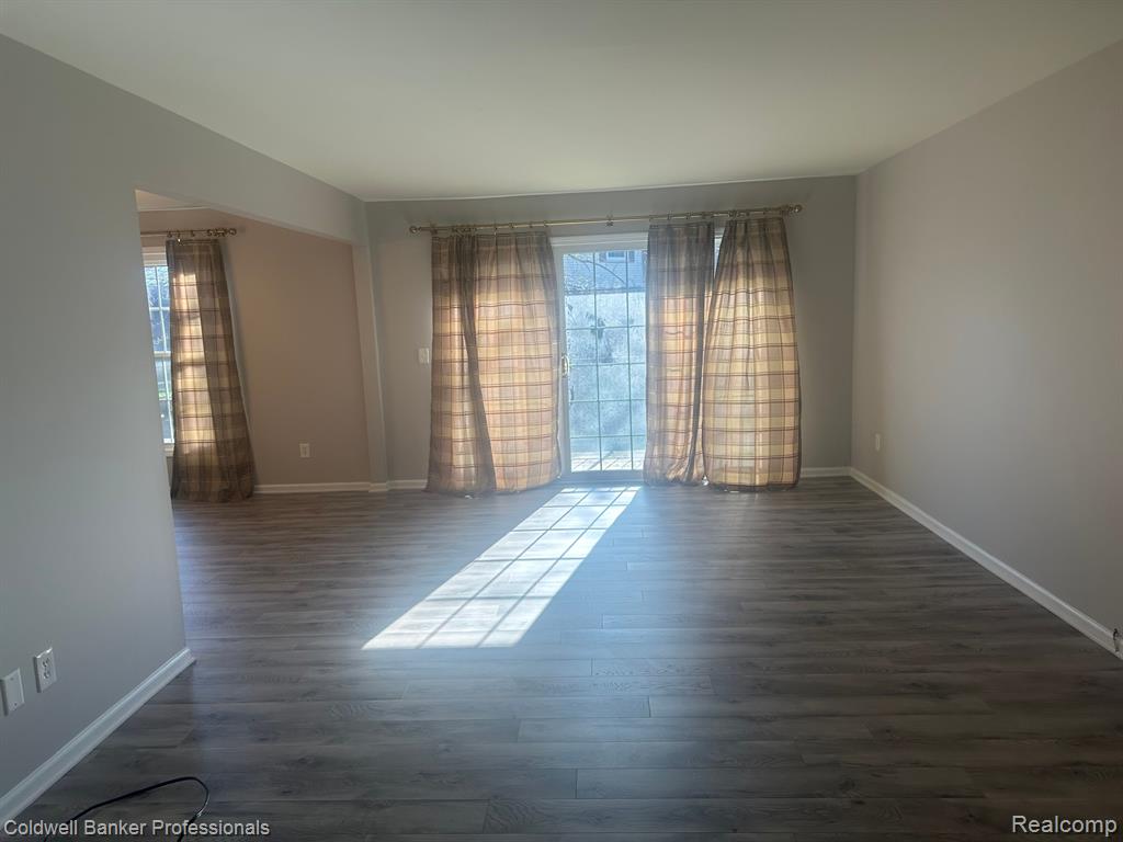 6264 Pepper Hill Street, West Bloomfield, MI — Photo 4