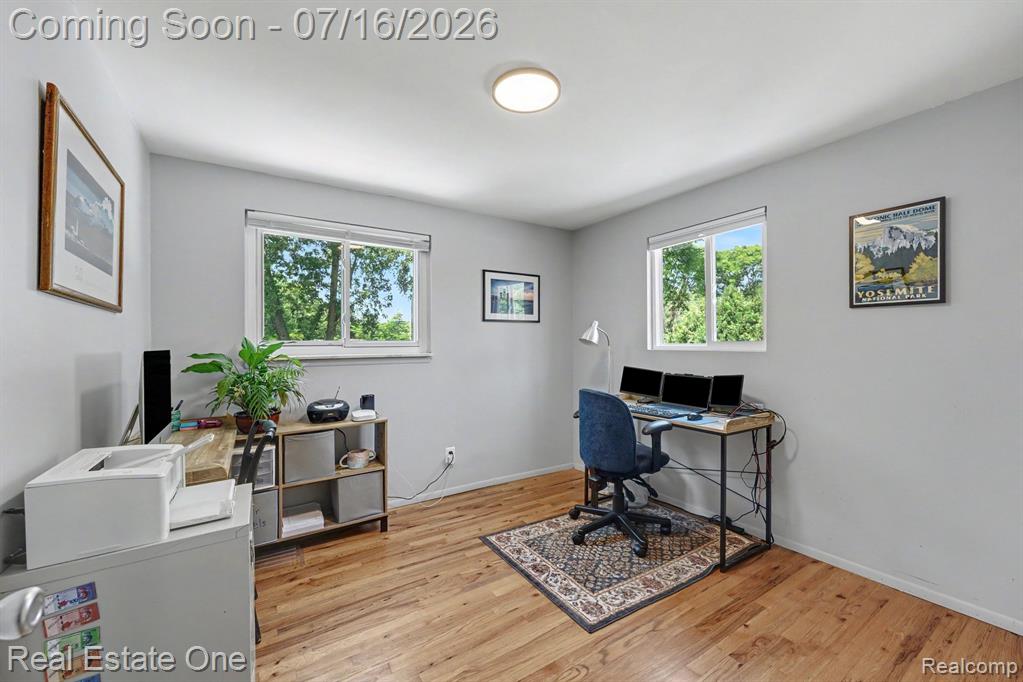 4255 Greensboro Drive, Troy, MI 48085 — Photo 13